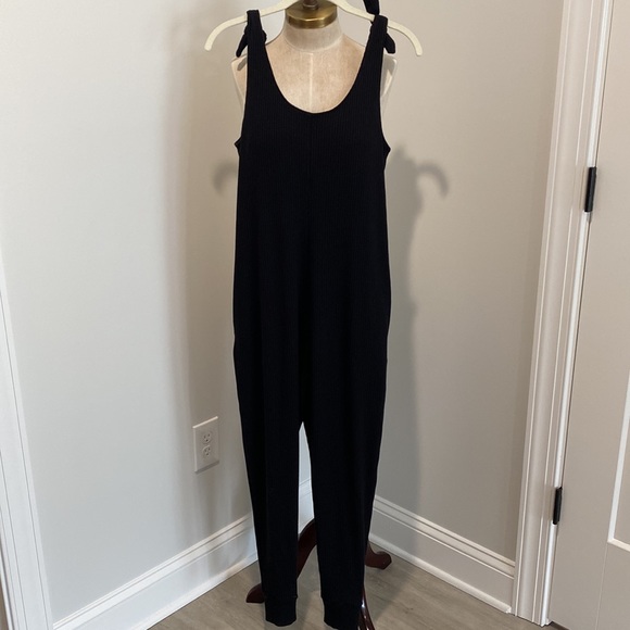 smash and tess ribbed tie strap romper - Picture 4 of 4